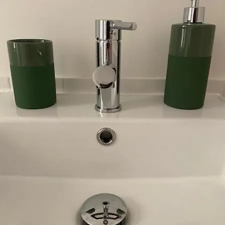 Civico 18 דירה *