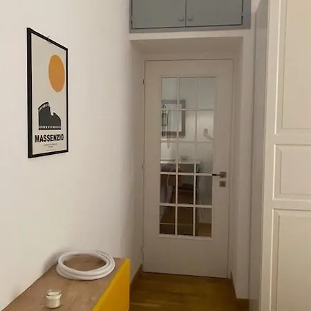 Apartament Civico 18 *